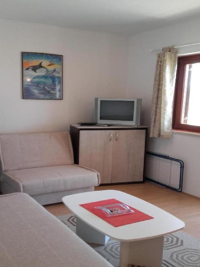 Apartments Smilje I Maslina Горни-Карин Экстерьер фото