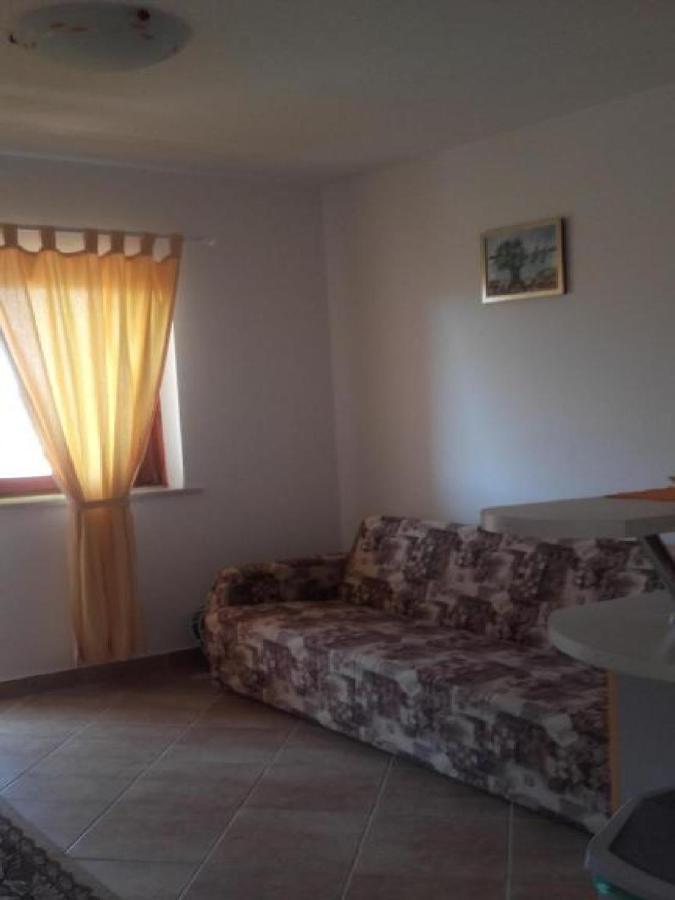 Apartments Smilje I Maslina Горни-Карин Экстерьер фото